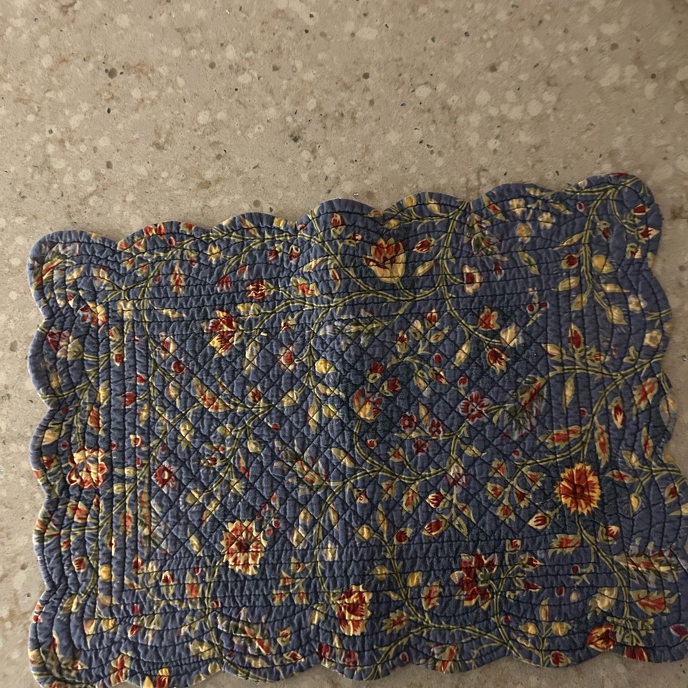 Floral Quilted Placemat - Blue and Yellow